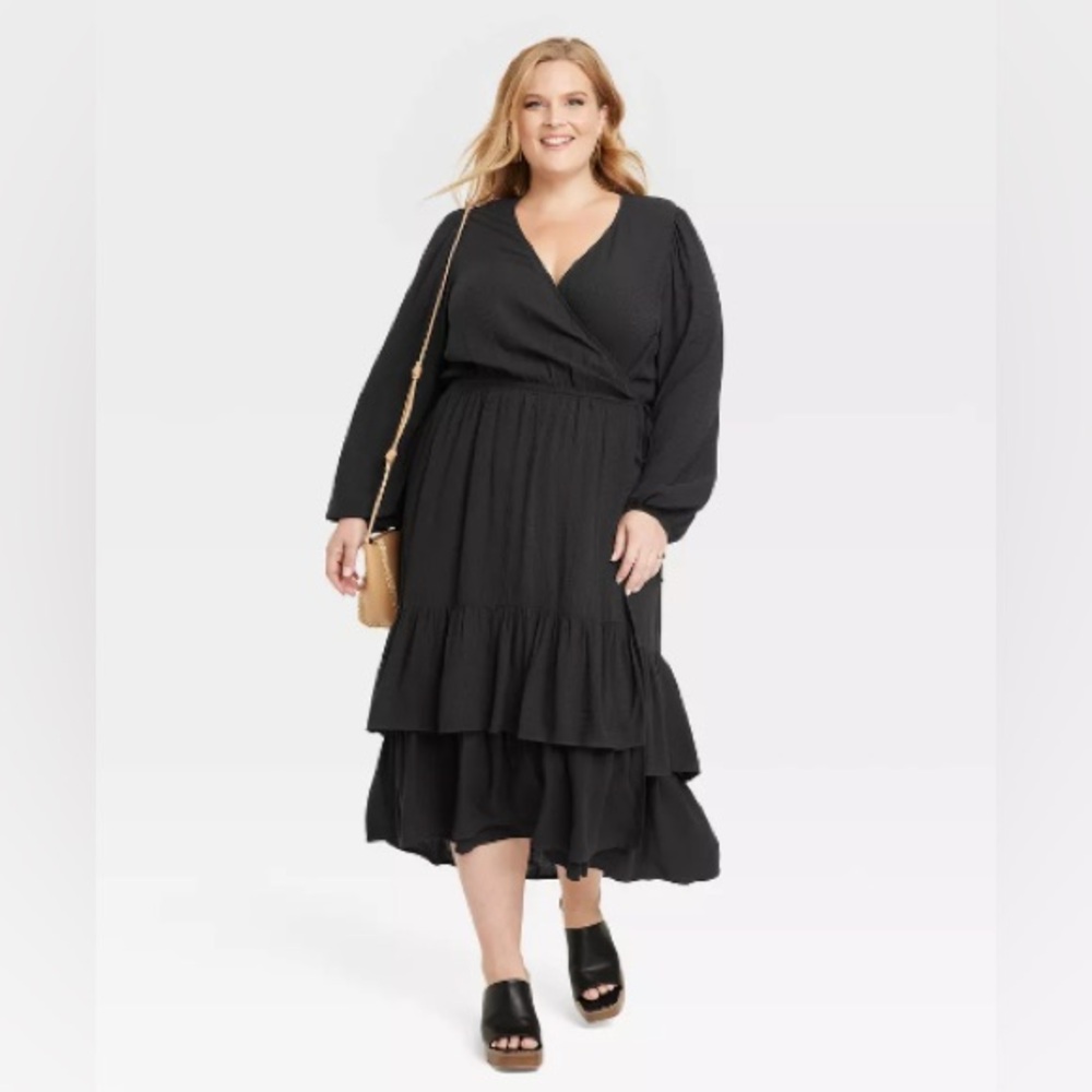NWT Knox Rose Long Sleeve Wrap Dress